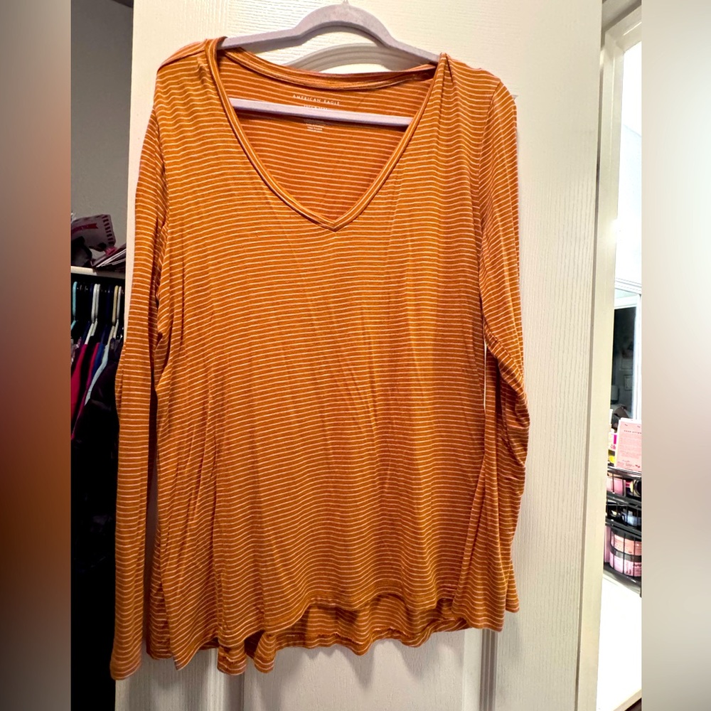 American Eagle long sleeve top